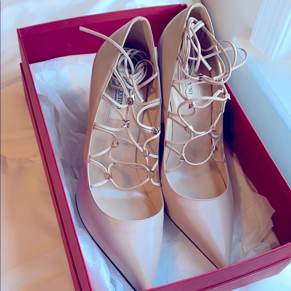 Valentino Garavani Ankle Strap heels 8.5